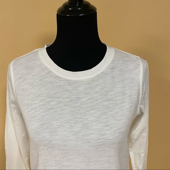 Atwell Spa White Cotton Frayed Tiered Long Sleeve Top Leah Tee Size S - Picture 4 of 8